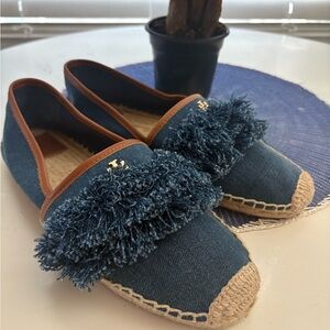 Tory Burch espadrille Denim and Tan flats with Fringe 10M